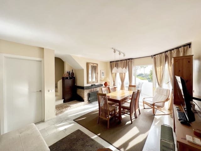 2 slaapkamer Appartement te koop in Calahonda, Mijas met zwembad - € 375.000 (Ref: 7858054)