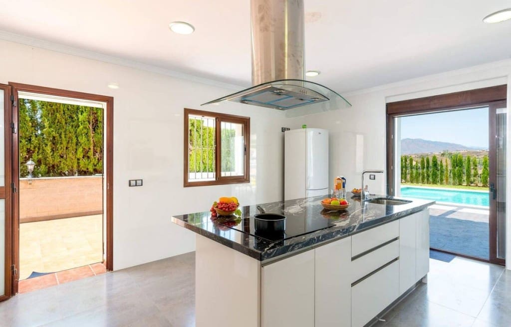 5 chambre Villa/Maison à vendre à Mijas Costa avec piscine garage - 1 579 000 € (Ref: 8094026)