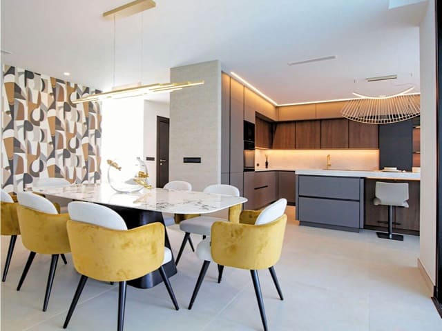 4 soveværelse Villa til salg i Estepona med swimmingpool garage - € 2.495.000 (Ref: 8107519)