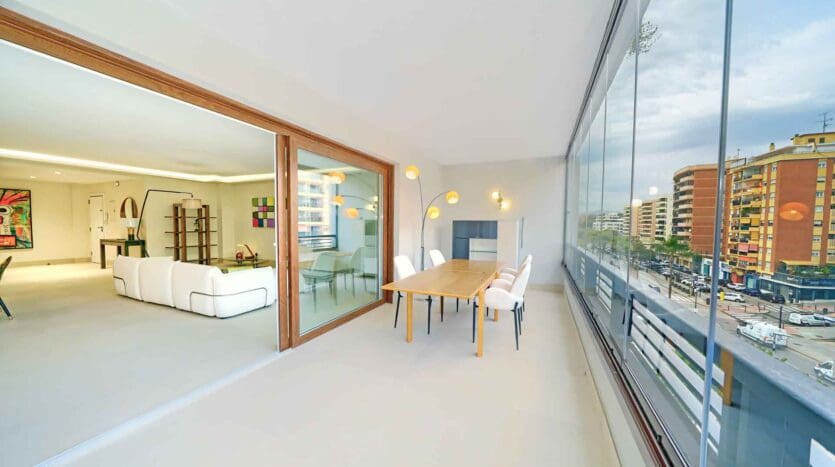 4 sypialnia Apartament na sprzedaż w Marbella z garażem - 990 000 € (Ref: 8125293)