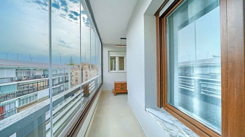 4 sypialnia Apartament na sprzedaż w Marbella z garażem - 990 000 € (Ref: 8125293)