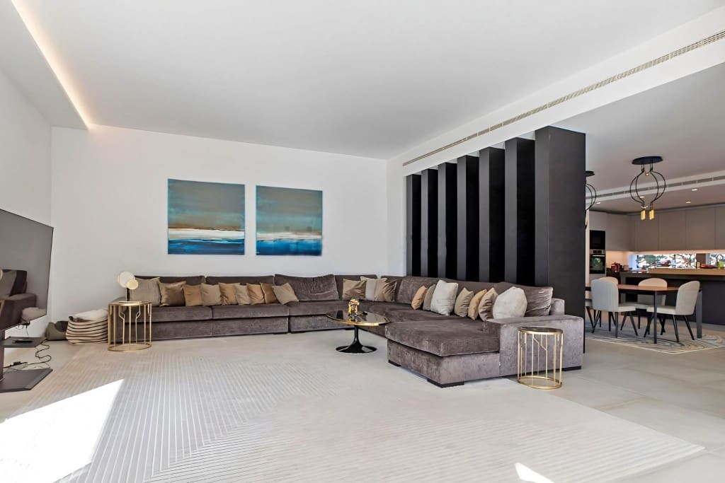 5 slaapkamer Villa te koop in Benahavis met zwembad - € 3.599.000 (Ref: 8196689)