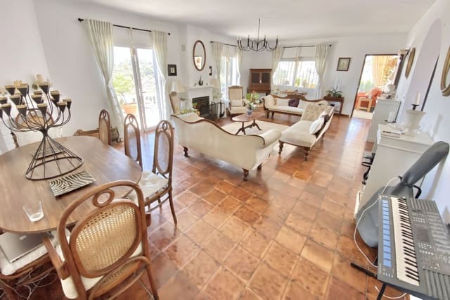 4 chambre Finca/Maison de Campagne à vendre à La Cala de Mijas, Mijas avec piscine - 779 950 € (Ref: 8196691)