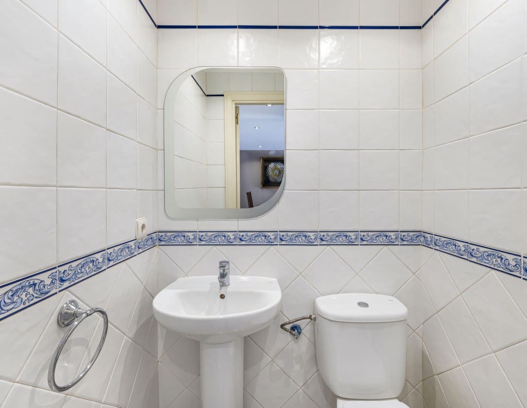 3 chambre Penthouse à vendre à Los Monteros avec piscine garage - 750 000 € (Ref: 8233988)