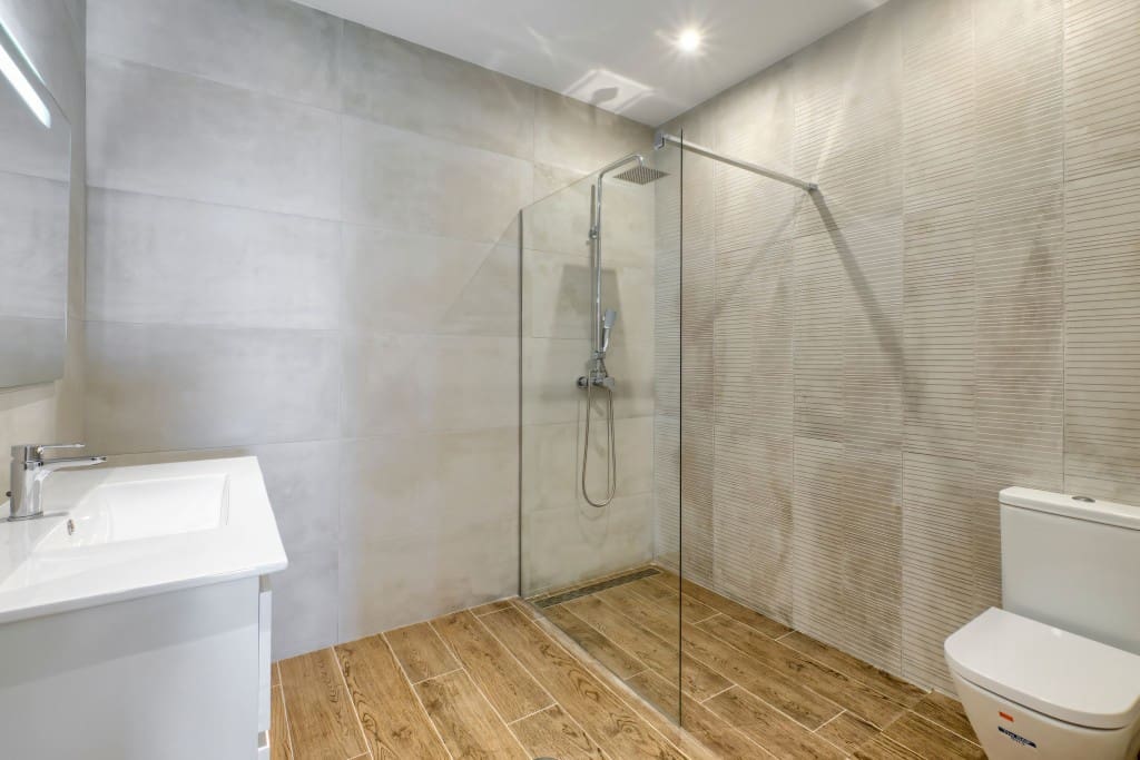 3 slaapkamer Penthouse te koop in Estepona met zwembad - € 695.000 (Ref: 8274107)