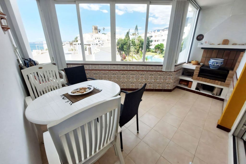 3 makuuhuone Huoneisto myytävänä paikassa Benalmadena Costa mukana uima-altaan - 375 000 € (Ref: 8297805)