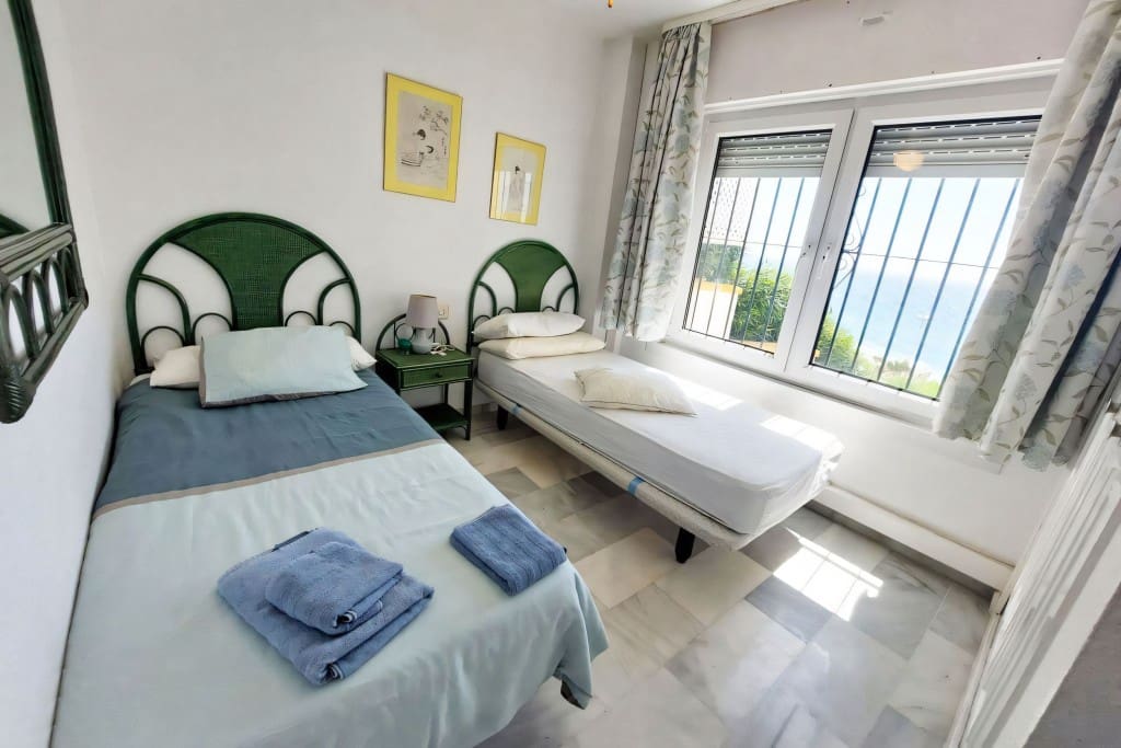 3 makuuhuone Huoneisto myytävänä paikassa Benalmadena Costa mukana uima-altaan - 375 000 € (Ref: 8297805)