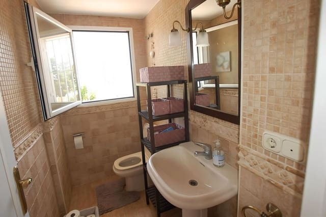 4 Zimmer Villa zu verkaufen in Mijas Costa, Mijas mit Pool - 795.000 € (Ref: 8333668)