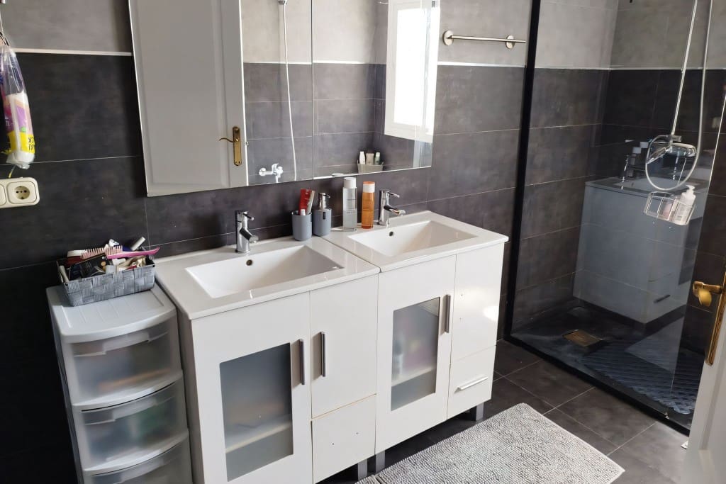 4 Zimmer Villa zu verkaufen in Mijas Costa mit Pool - 795.000 € (Ref: 8333668)