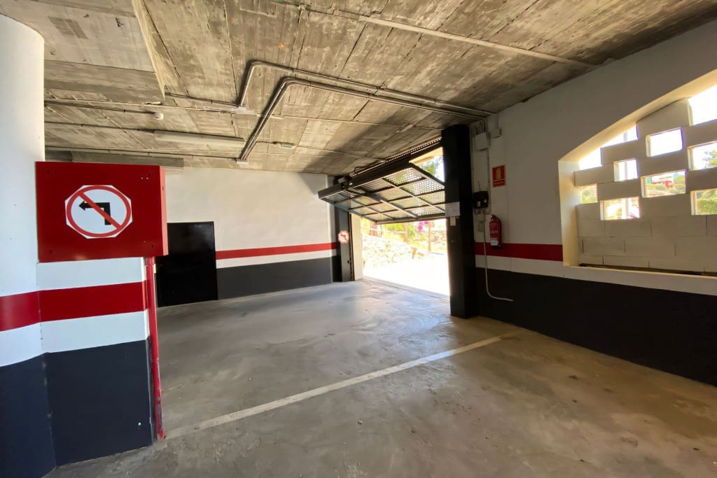 2 soveværelse Lejlighed til salg i Carvajal med swimmingpool garage - € 450.000 (Ref: 8349400)