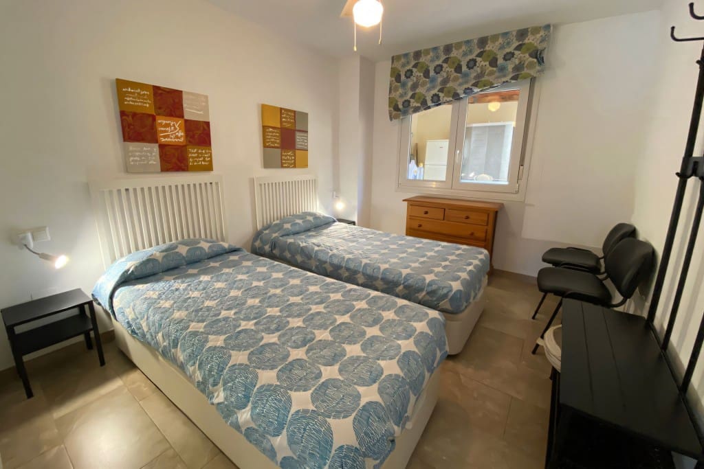 2 soveværelse Lejlighed til salg i Carvajal med swimmingpool garage - € 450.000 (Ref: 8349400)