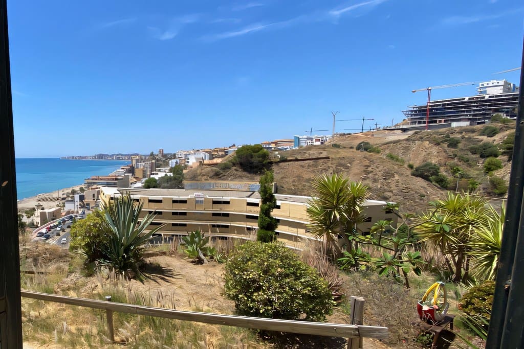 2 soveværelse Lejlighed til salg i Carvajal med swimmingpool garage - € 450.000 (Ref: 8349400)