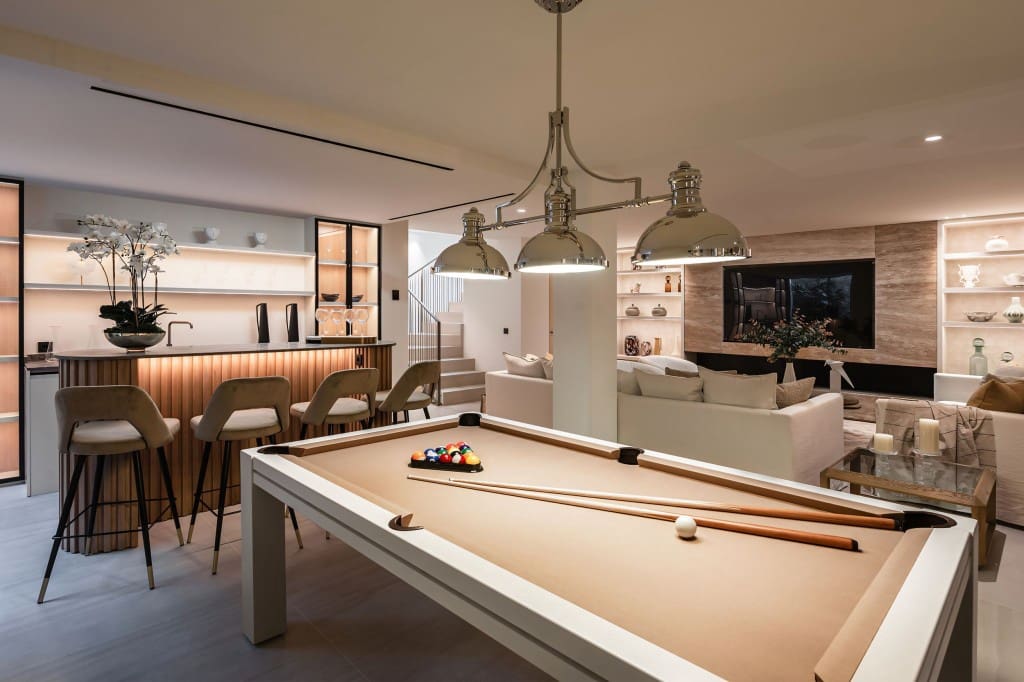 5 Zimmer Villa zu verkaufen in Nueva Andalucia mit Pool Garage - 5.750.000 € (Ref: 8396501)