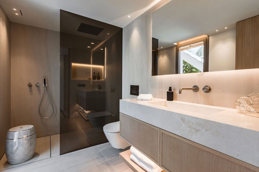 5 Zimmer Villa zu verkaufen in Nueva Andalucia mit Pool Garage - 5.750.000 € (Ref: 8396501)