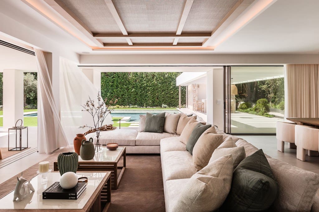 5 Zimmer Villa zu verkaufen in Nueva Andalucia mit Pool Garage - 5.750.000 € (Ref: 8396501)