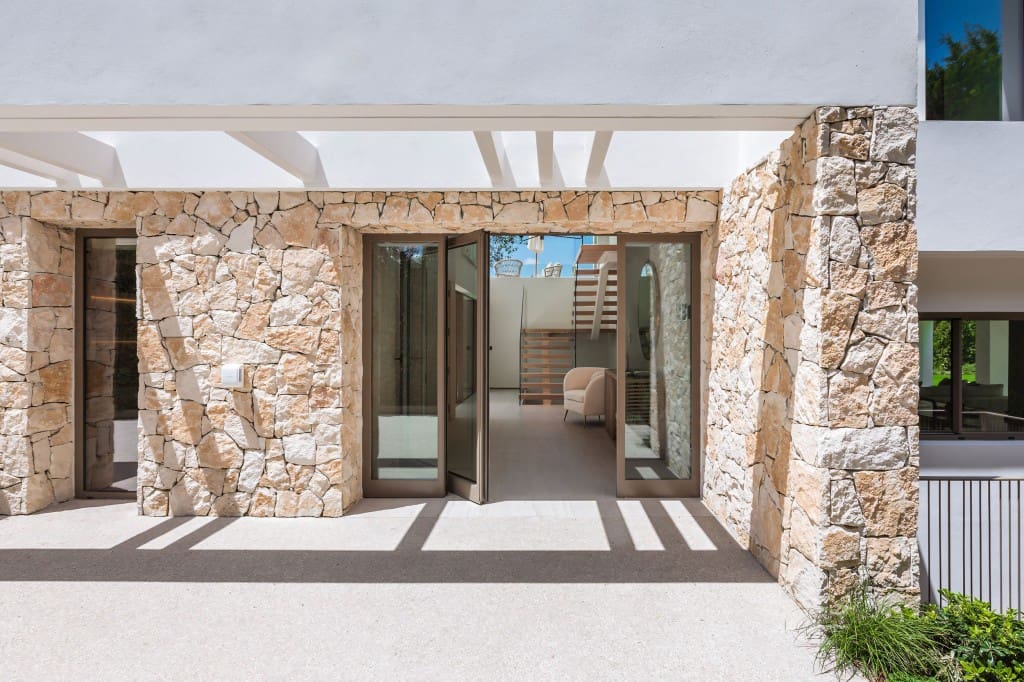 5 Zimmer Villa zu verkaufen in Nueva Andalucia mit Pool Garage - 5.750.000 € (Ref: 8396501)