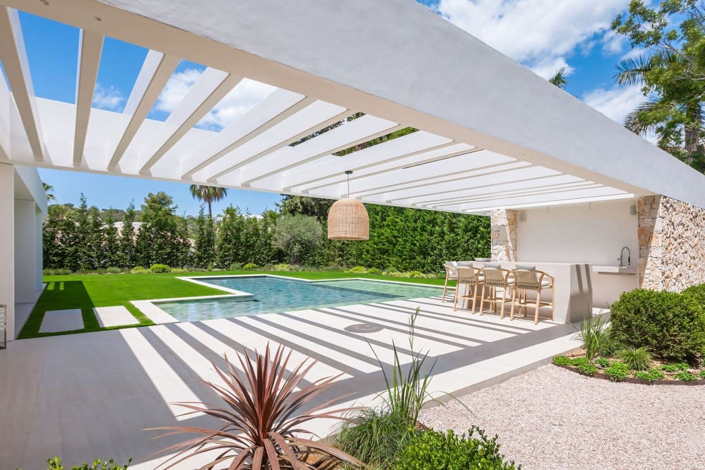 5 Zimmer Villa zu verkaufen in Nueva Andalucia mit Pool Garage - 5.750.000 € (Ref: 8396501)