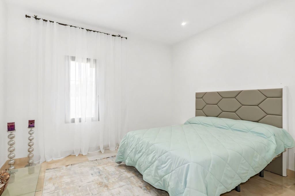 4 soveværelse Villa til salg i Los Arqueros med swimmingpool garage - € 1.890.000 (Ref: 8409569)