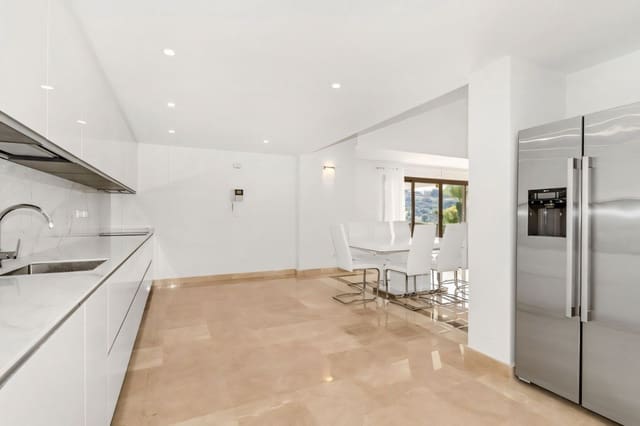 4 slaapkamer Villa te koop in Los Arqueros, Benahavís met zwembad garage - € 1.890.000 (Ref: 8409569)