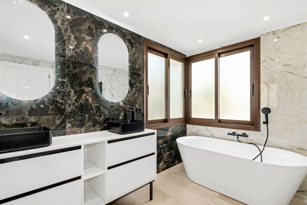 4 soveværelse Villa til salg i Los Arqueros med swimmingpool garage - € 1.890.000 (Ref: 8409569)