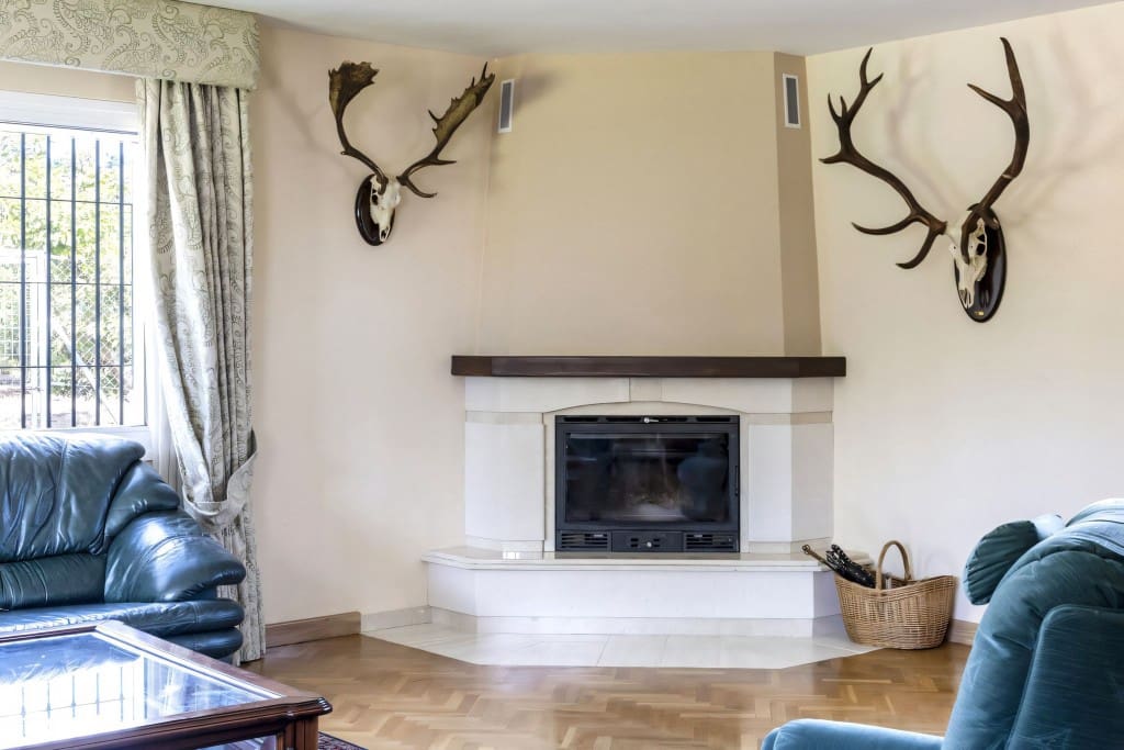 5 soveværelse Finca/Landehus til salg i Entrerrios med swimmingpool garage - € 2.995.000 (Ref: 8435581)