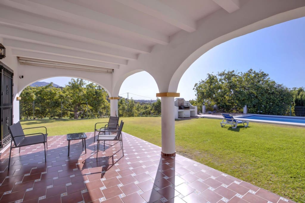 5 soveværelse Finca/Landehus til salg i Entrerrios med swimmingpool garage - € 2.995.000 (Ref: 8435581)