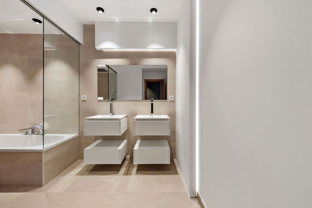 4 makuuhuone Huvila myytävänä paikassa Benalmadena mukana uima-altaan 
autotalli - 3 250 000 € (Ref: 8436940)