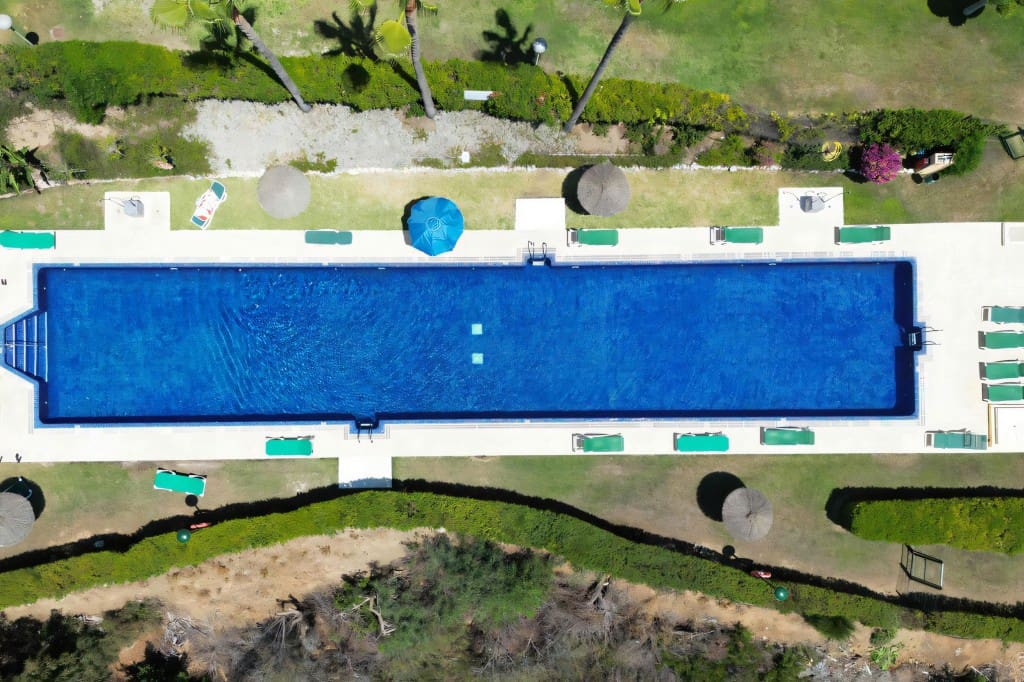 2 slaapkamer Appartement te koop in Golden Mile met zwembad garage - € 750.000 (Ref: 8440340)