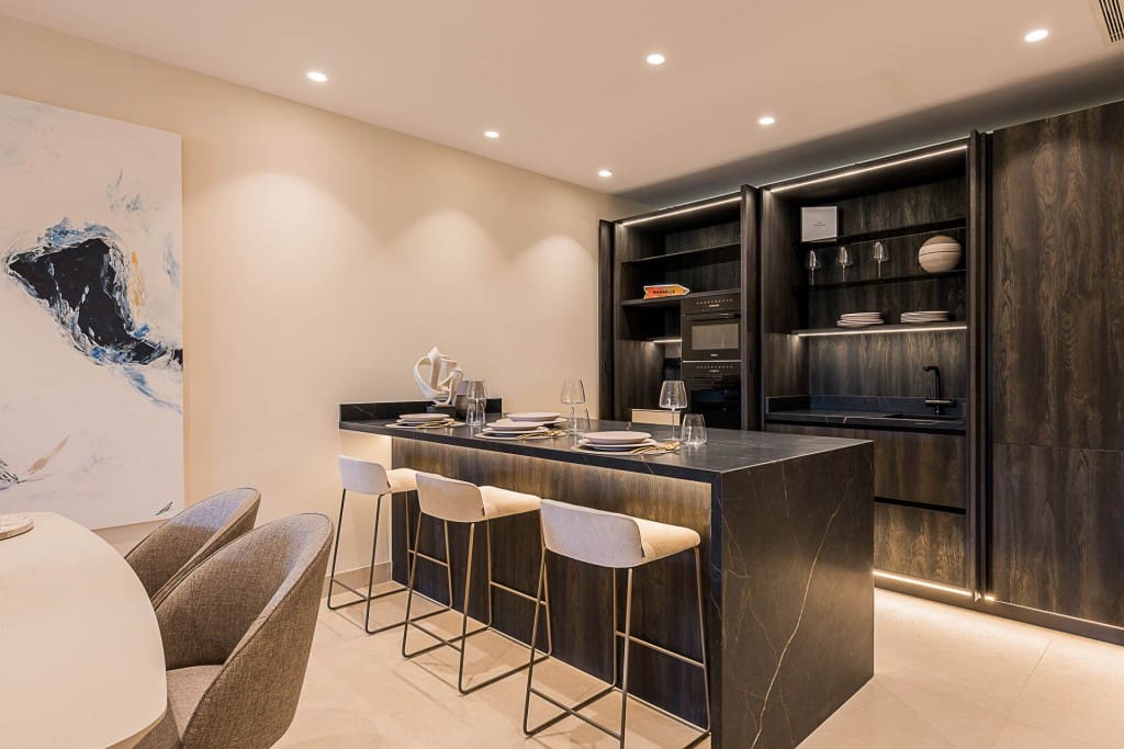 3 slaapkamer Appartement te koop in New Golden Mile met zwembad garage - € 1.825.000 (Ref: 8445377)