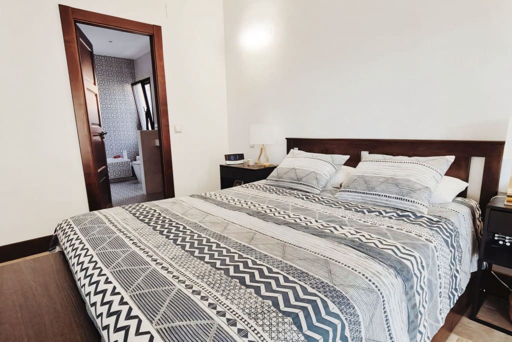 5 slaapkamer Villa te koop in San Pedro de Alcantara met garage - € 2.200.000 (Ref: 8467822)