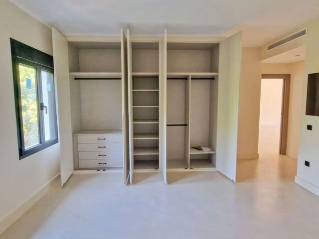 2 Zimmer Apartment zu verkaufen in Puerto Banus, Marbella - 750.000 € (Ref: 8472302)