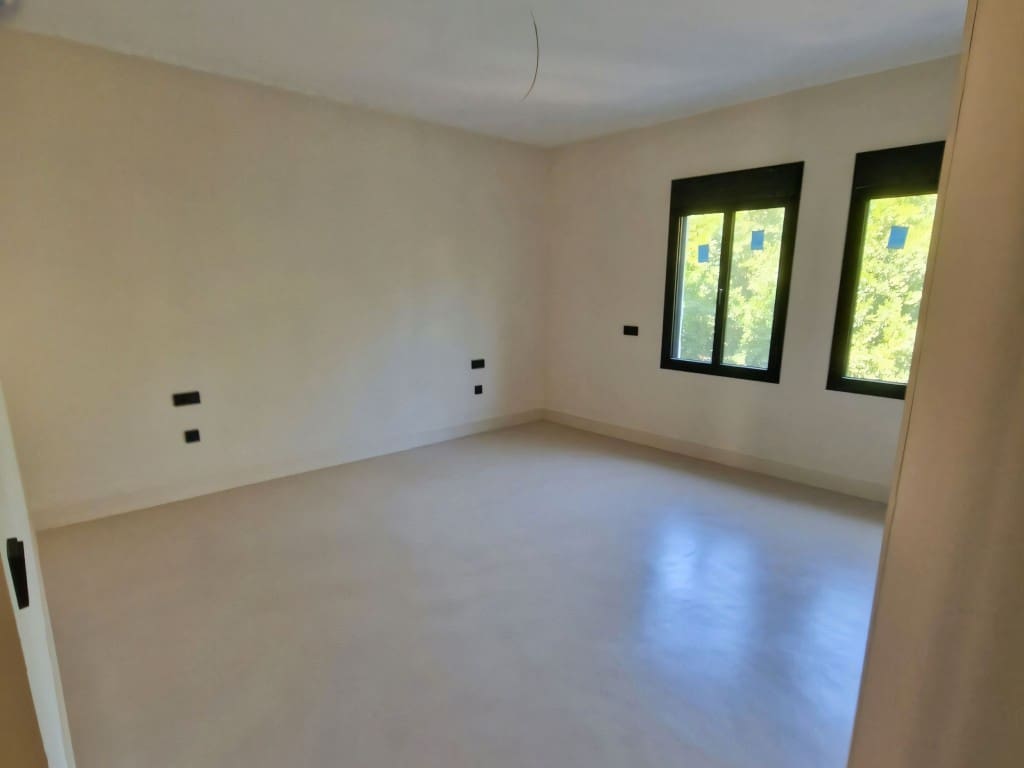 2 bedroom Apartment for sale in Puerto Banus - € 750,000 (Ref: 8472302)