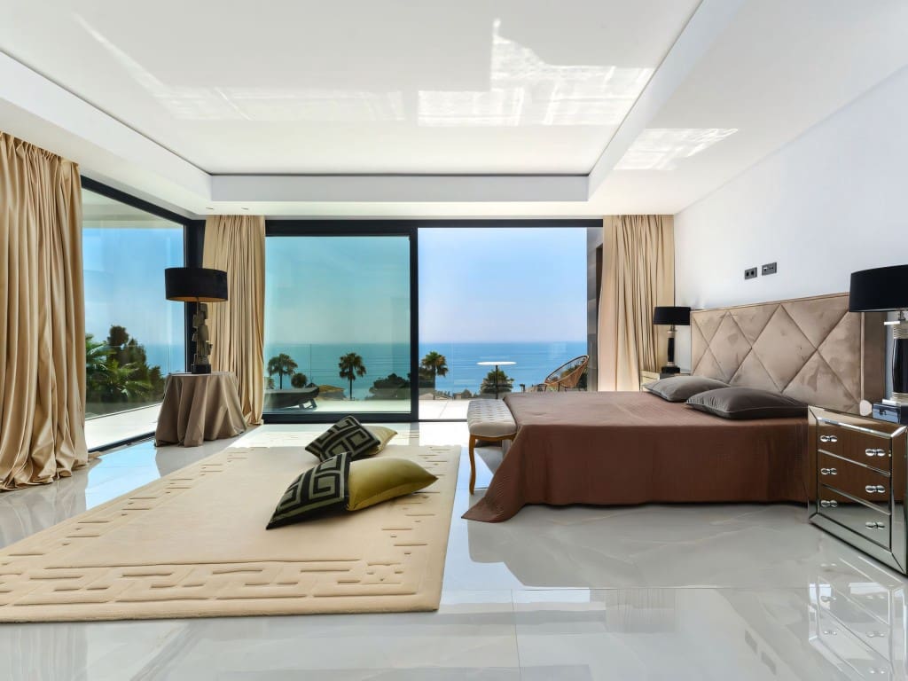 4 slaapkamer Villa te koop in Manilva met zwembad garage - € 3.450.000 (Ref: 8488783)