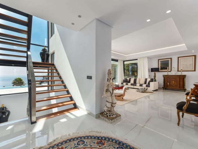 4 slaapkamer Villa te koop in Manilva met zwembad garage - € 3.450.000 (Ref: 8488783)