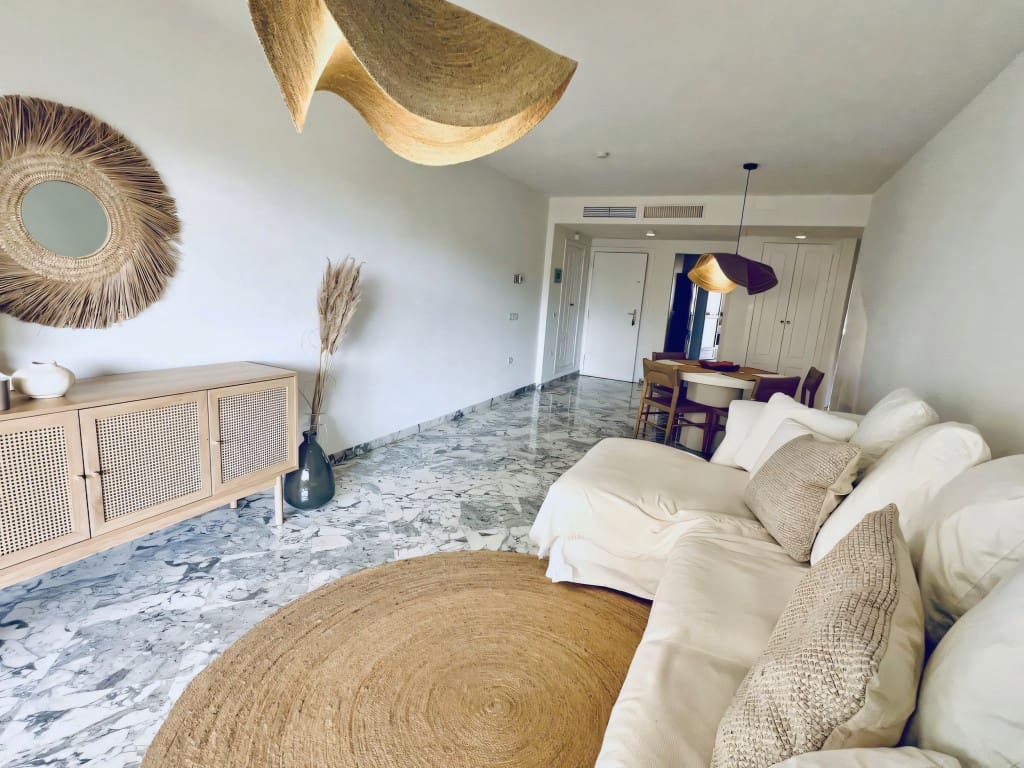 2 bedroom Apartment for sale in Mijas Costa with pool garage - € 419,000 (Ref: 8550945)