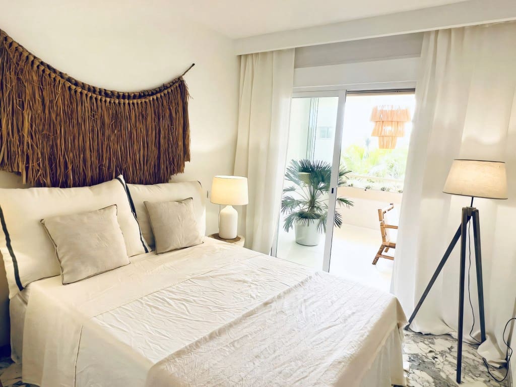 2 bedroom Apartment for sale in Mijas Costa with pool garage - € 419,000 (Ref: 8550945)