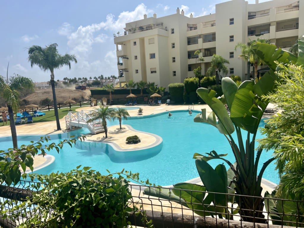 2 bedroom Apartment for sale in Mijas Costa with pool garage - € 419,000 (Ref: 8550945)