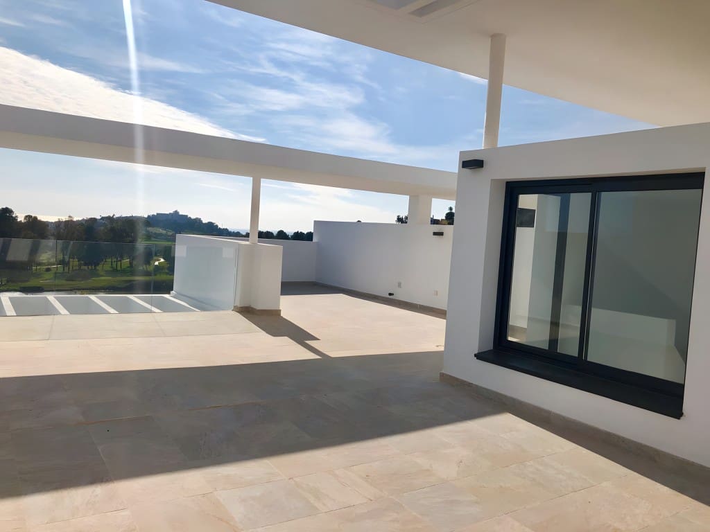 2 slaapkamer Penthouse te koop in Benahavis met zwembad garage - € 799.000 (Ref: 8582034)