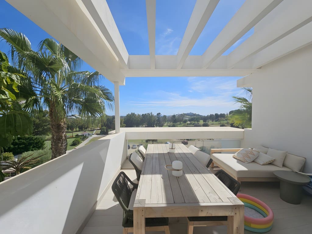2 slaapkamer Penthouse te koop in Benahavis met zwembad garage - € 799.000 (Ref: 8582034)