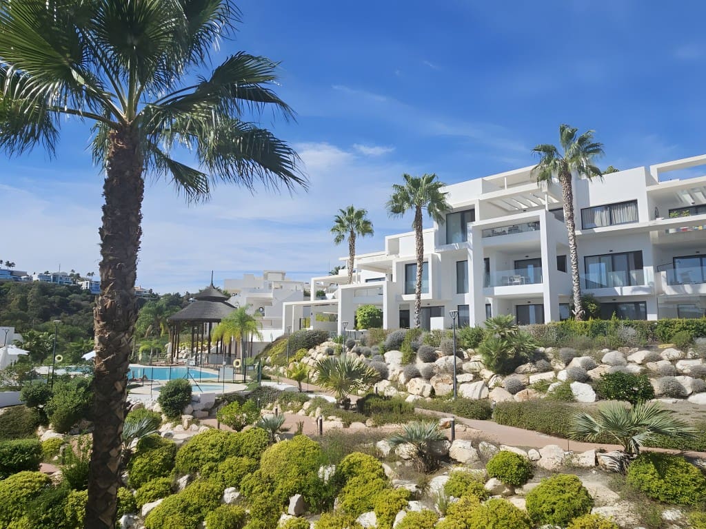 2 slaapkamer Penthouse te koop in Benahavis met zwembad garage - € 799.000 (Ref: 8582034)