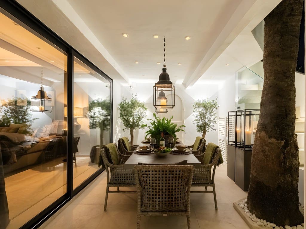 2 soveværelse Bungalow til salg i Golden Mile med swimmingpool - € 3.500.000 (Ref: 8616694)