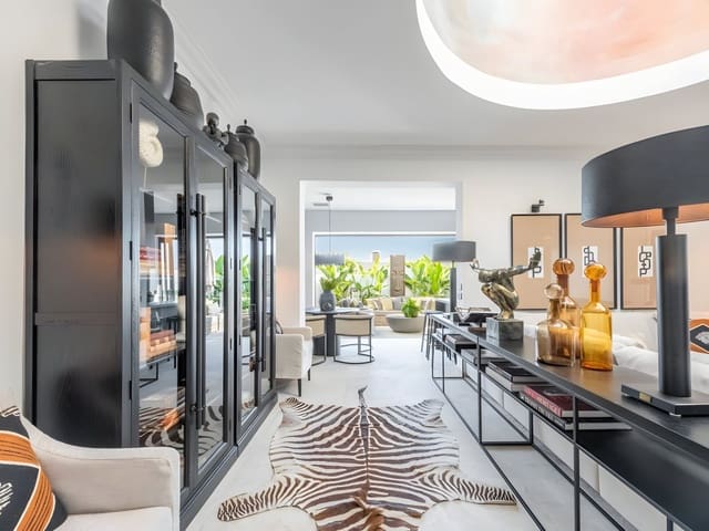 2 sypialnia Bungalow na sprzedaż w Golden Mile, Marbella z basenem - 3 500 000 € (Ref: 8616694)