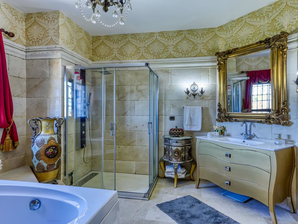 5 soveværelse Finca/Landehus til salg i Alhaurin de la Torre med swimmingpool garage - € 1.900.000 (Ref: 8634304)