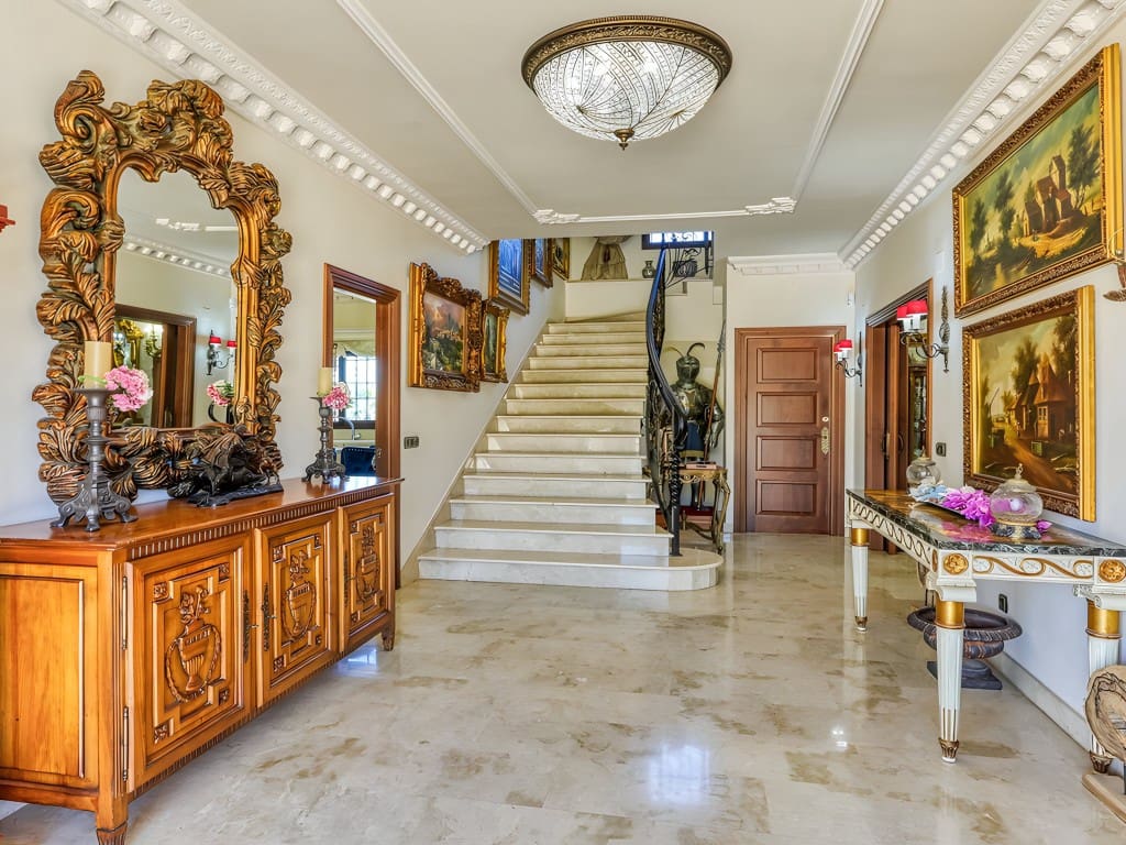 5 soveværelse Finca/Landehus til salg i Alhaurin de la Torre med swimmingpool garage - € 1.900.000 (Ref: 8634304)