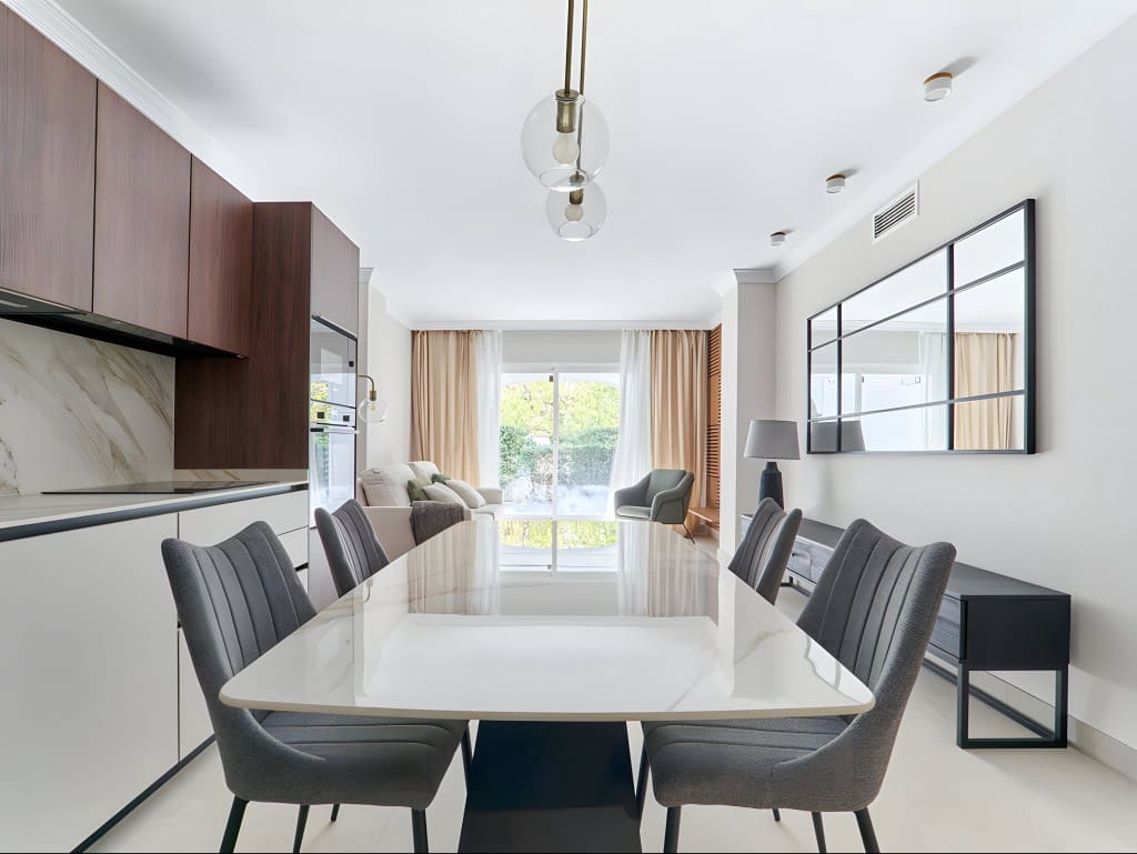 3 soveværelse Lejlighed til salg i San Pedro de Alcantara med swimmingpool garage - € 745.000 (Ref: 8651975)