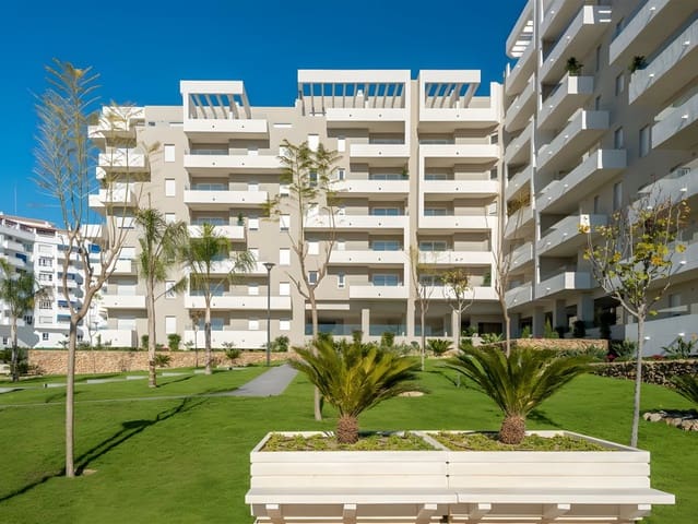 Apartamento de 3 habitaciones en Nueva Andalucia, Marbella en venta con piscina garaje - 430.000 € (Ref: 8651976)