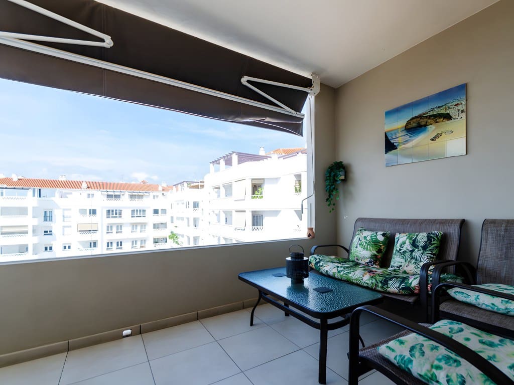 Apartamento de 3 habitaciones en Nueva Andalucia en venta con piscina garaje - 430.000 € (Ref: 8651976)