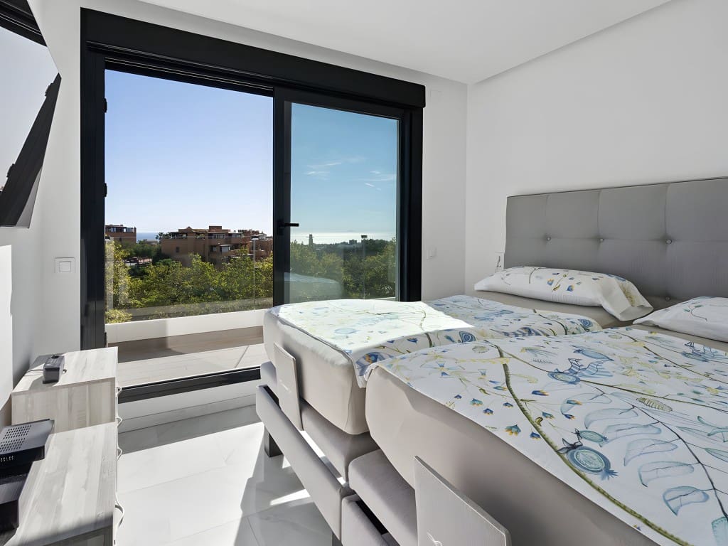 4 slaapkamer Penthouse te koop in Marbella met zwembad garage - € 1.095.000 (Ref: 8668085)