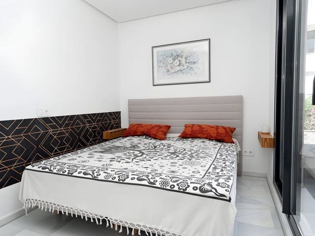 4 slaapkamer Penthouse te koop in Marbella met zwembad garage - € 1.095.000 (Ref: 8668085)