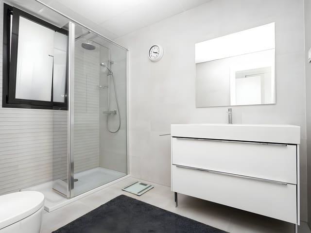 4 slaapkamer Penthouse te koop in Marbella met zwembad garage - € 1.095.000 (Ref: 8668085)